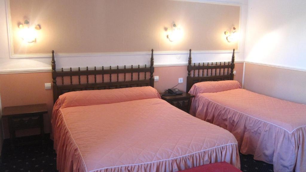 Hotel Les Barnieres Guillestre Buitenkant foto