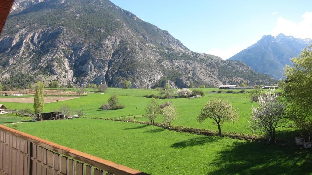 Hotel Les Barnieres Guillestre Buitenkant foto