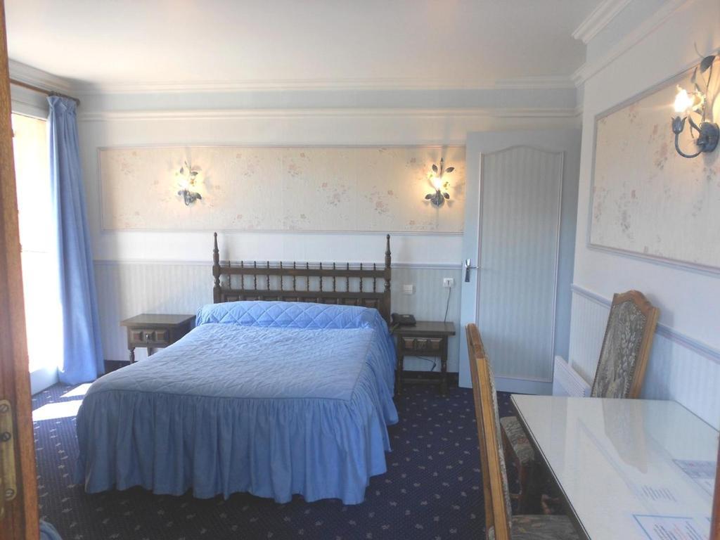 Hotel Les Barnieres Guillestre Kamer foto