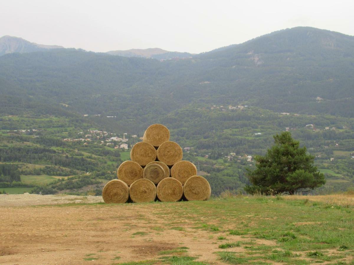 Hotel Les Barnieres Guillestre Buitenkant foto